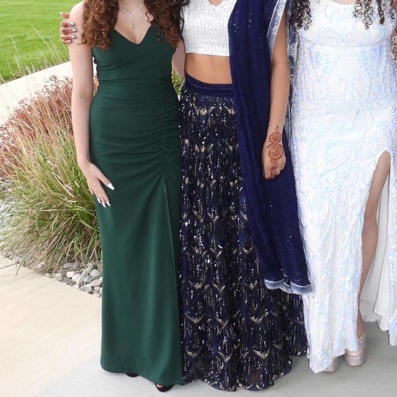 David’s Bridal Prom Dress - dark green - Picture 2 of 3